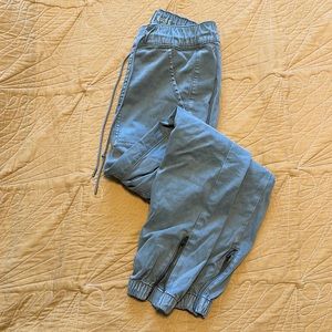 American Eagle stretch joggers